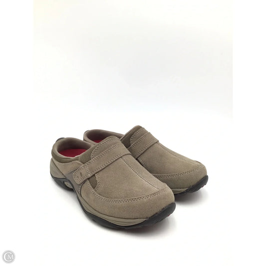 Shoes Flats By Easy Spirit In Taupe, Size: 8