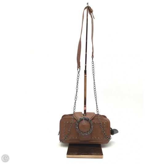 Crossbody By Clothes Mentor, Size: Medium