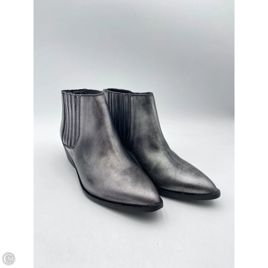 Boots Ankle Flats By Chinese Laundry In Silver, Size: 10