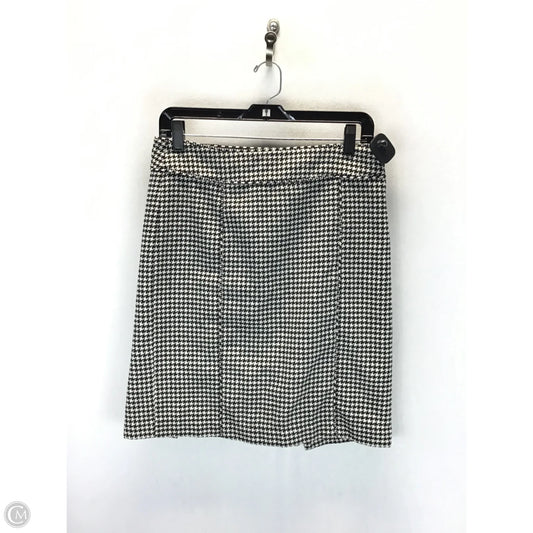Skirt Midi By Banana Republic In Black & White, Size: 6