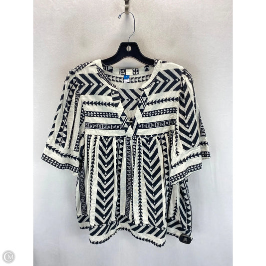 Top Short Sleeve By Old Navy In Black & White, Size: L