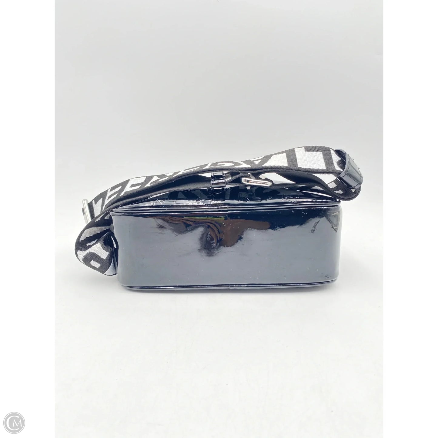 Crossbody Designer By Karl Lagerfeld, Size: Medium