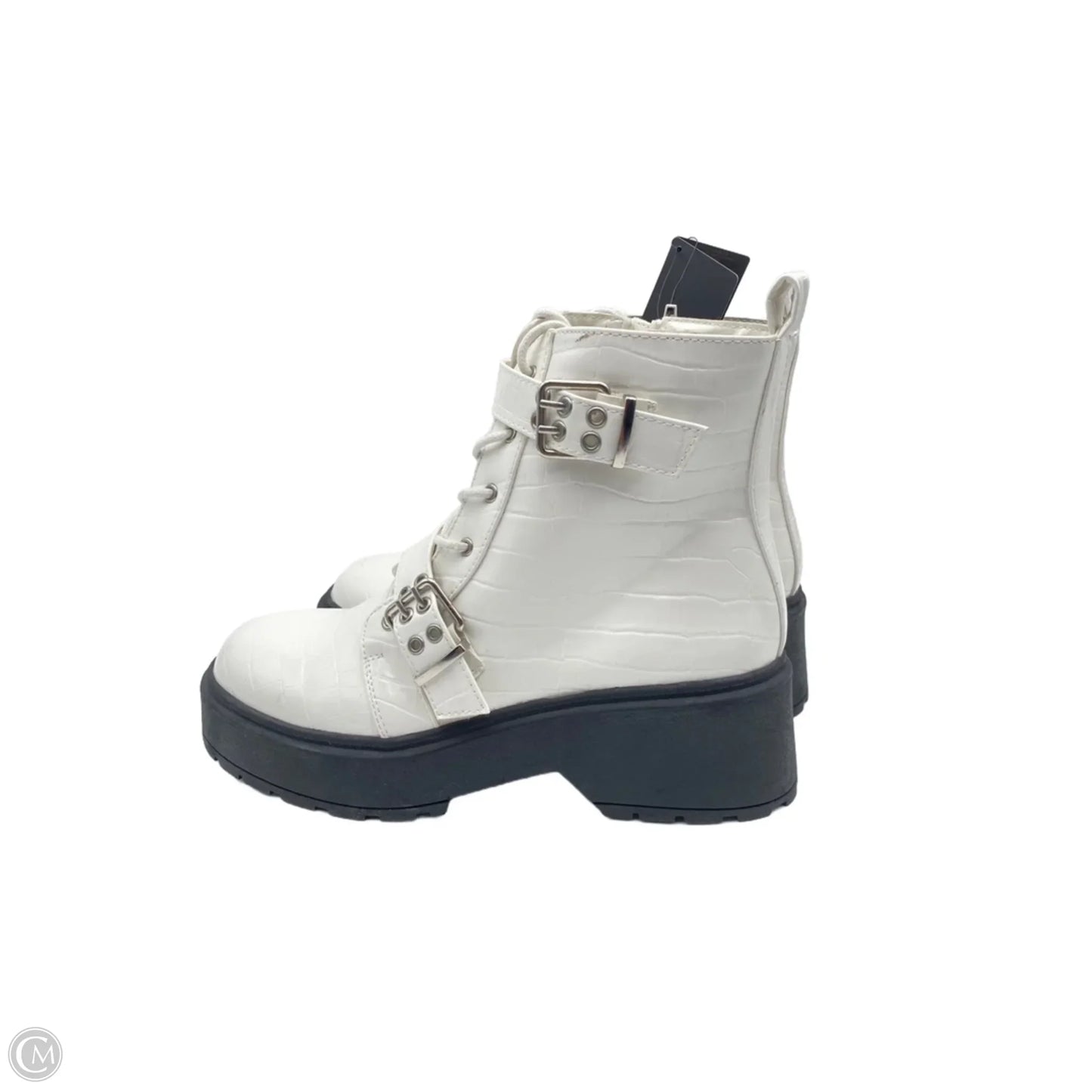 Boots Combat By Forever 21 In White, Size: 9