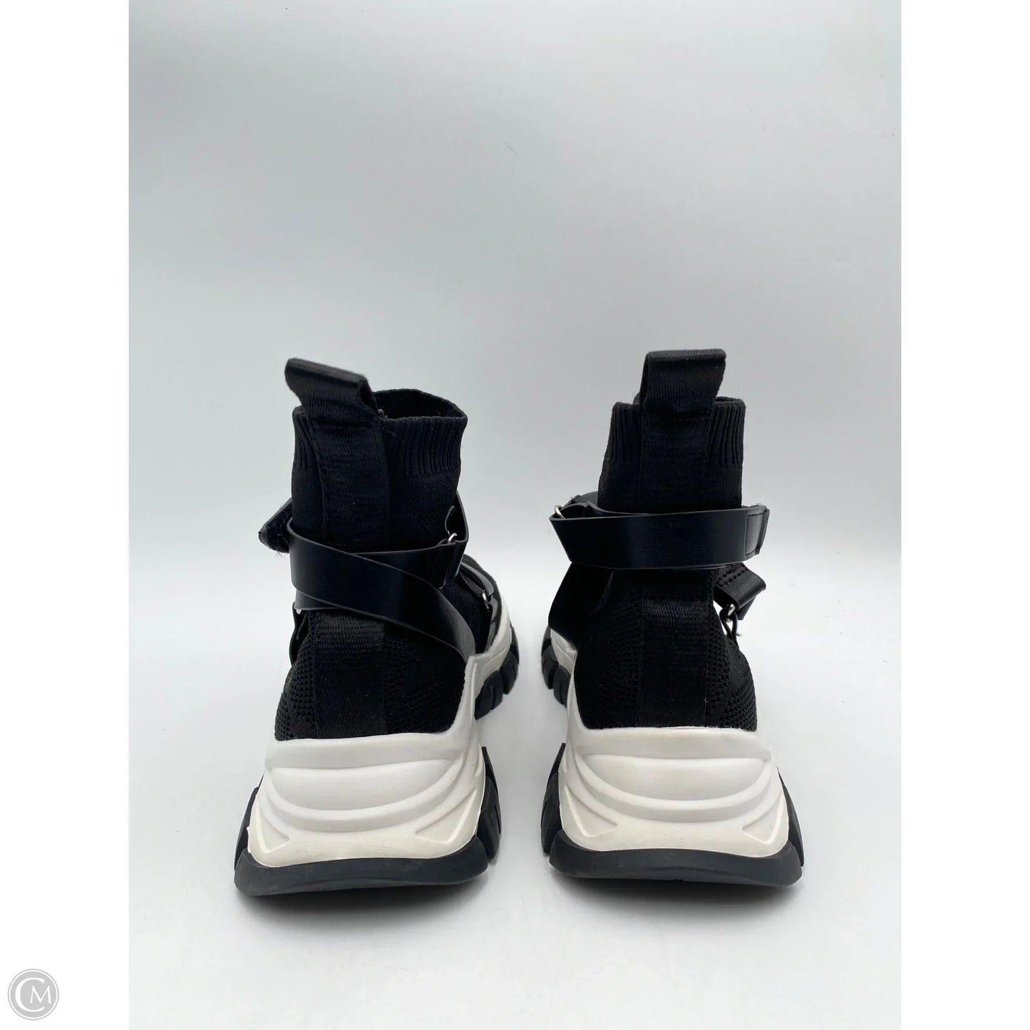 Shoes Sneakers By Jennifer Lopez In Black & White, Size: 9