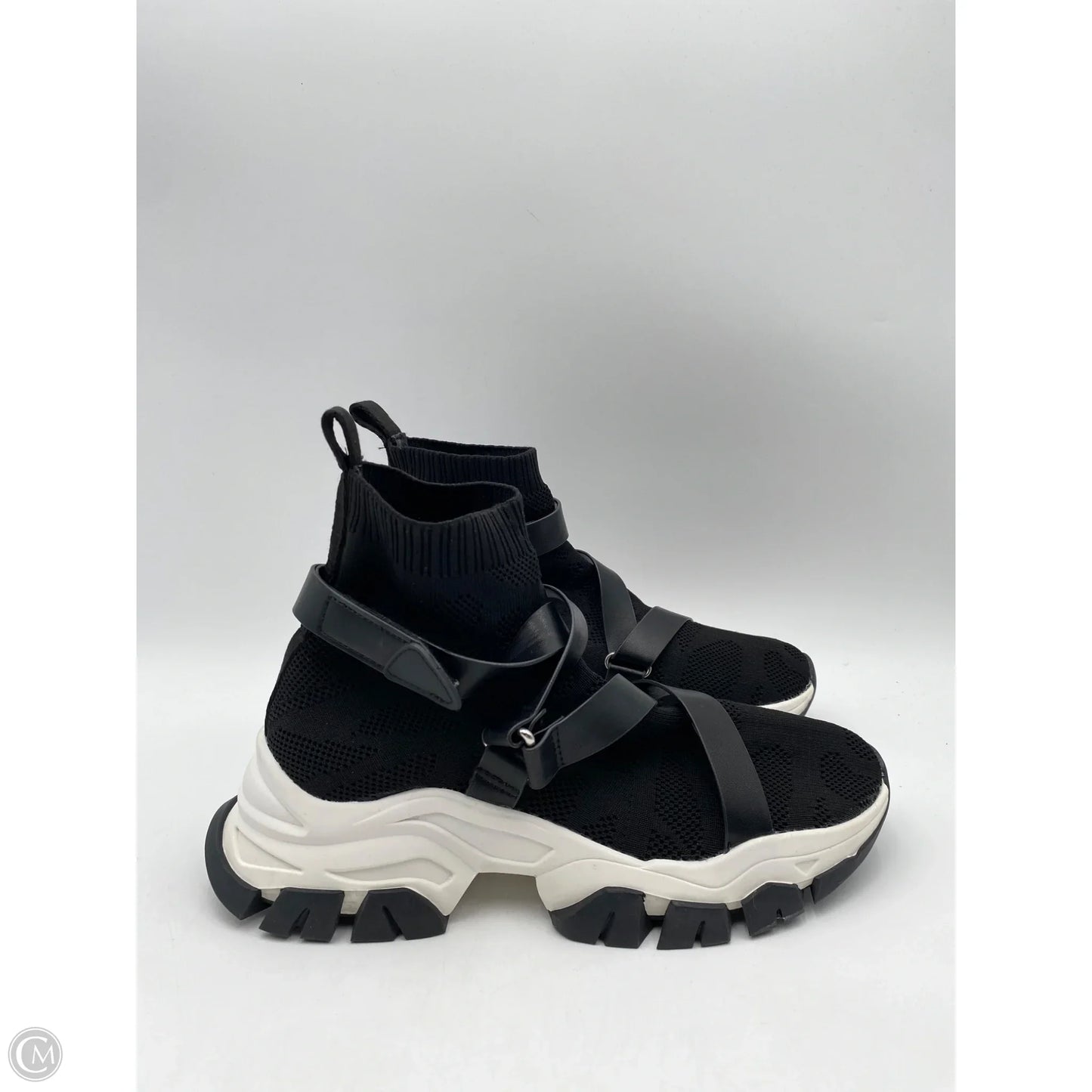 Shoes Sneakers By Jennifer Lopez In Black & White, Size: 9