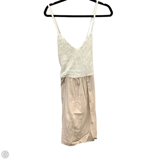Dress Casual Short By Clothes Mentor In Beige, Size: L