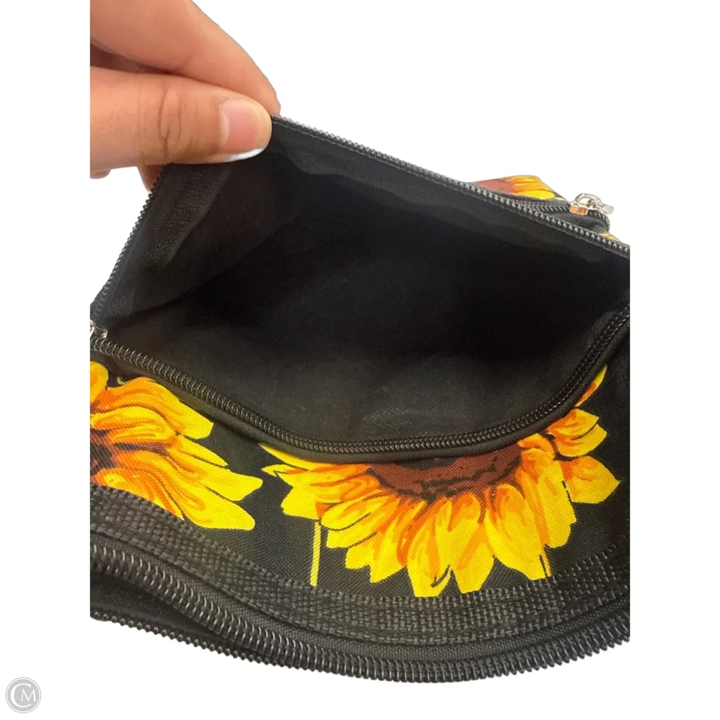 Crossbody By Cmf, Size: Small