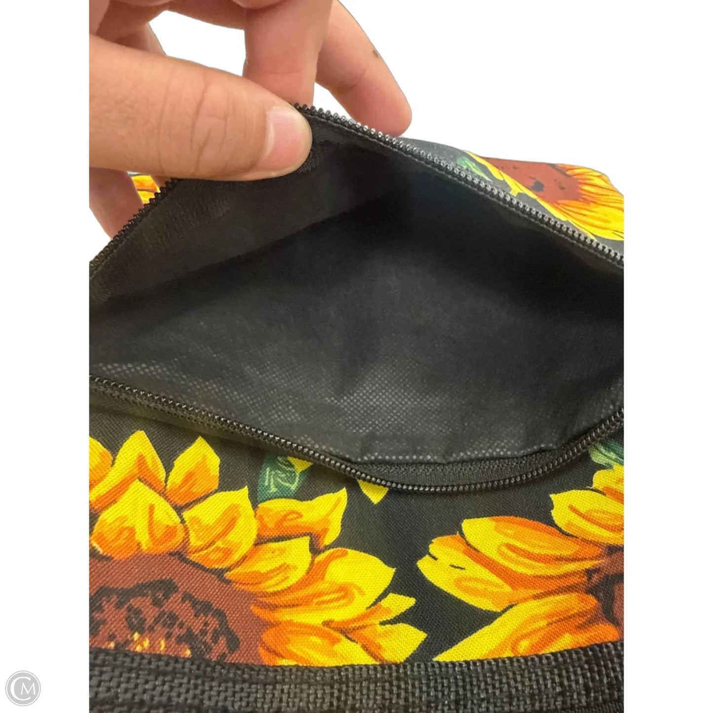 Crossbody By Cmf, Size: Small