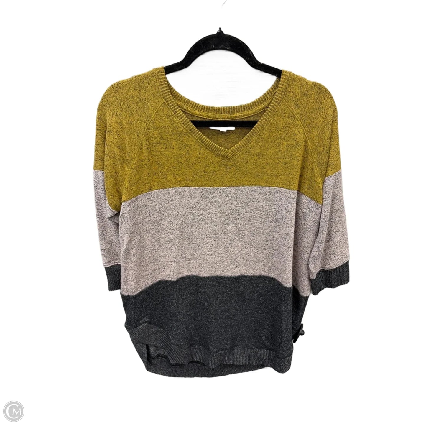 Top Long Sleeve By Maurices In Striped Pattern, Size: M