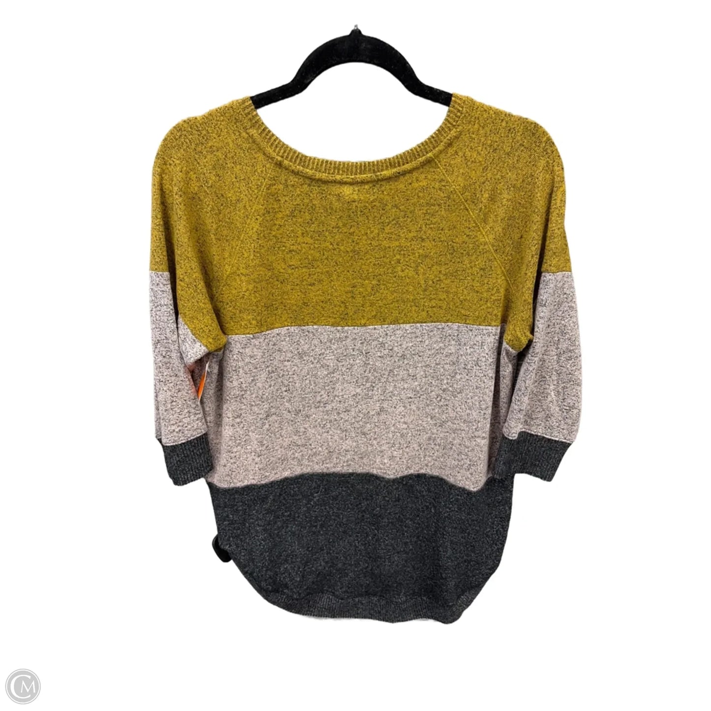 Top Long Sleeve By Maurices In Striped Pattern, Size: M