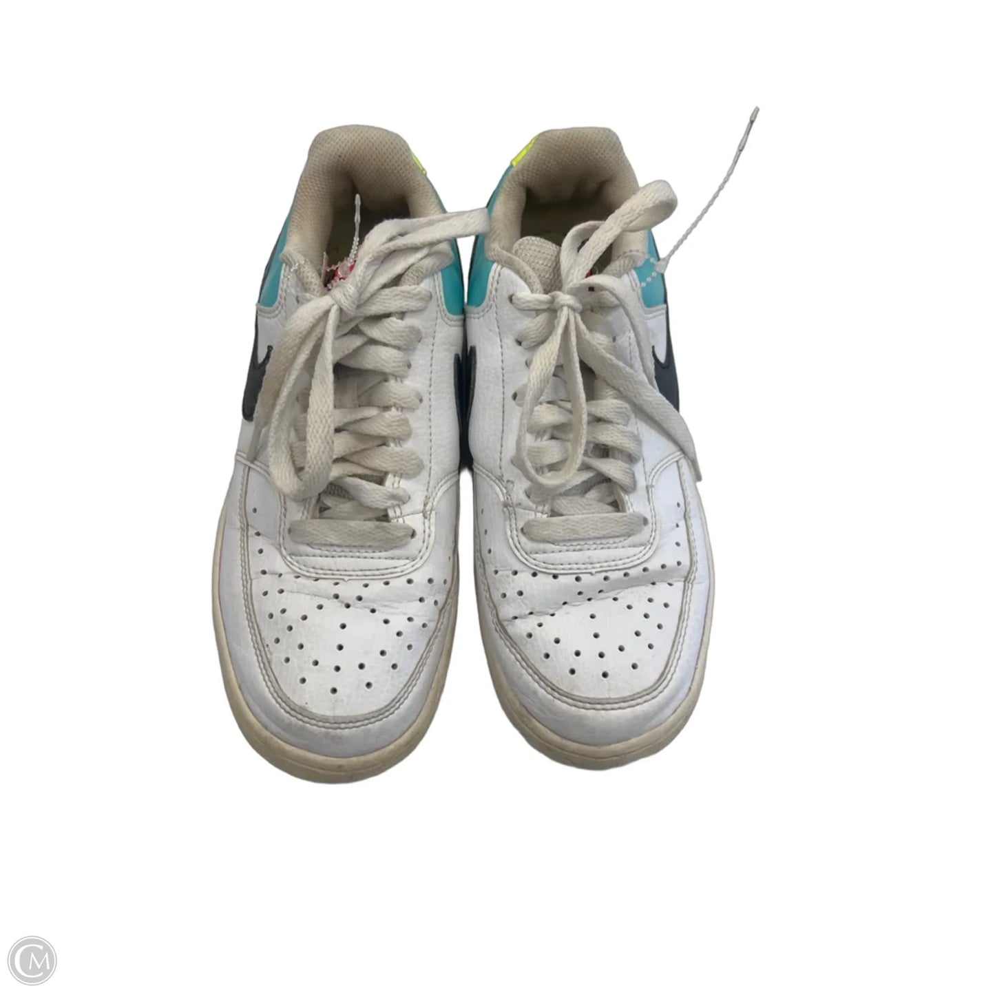 Shoes Sneakers By Nike In White, Size: 7