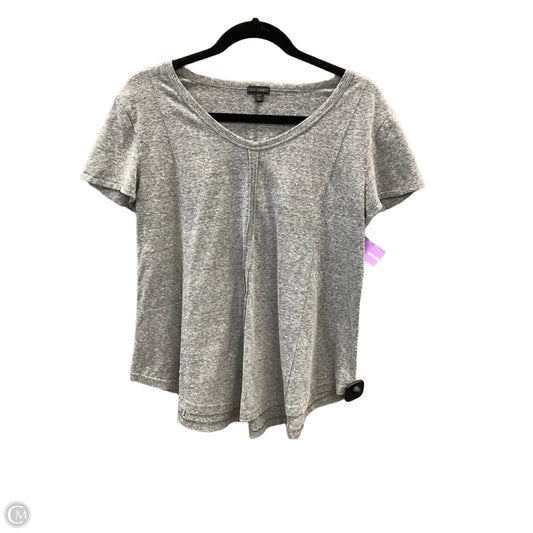 Top Short Sleeve By Coco And Carmen In Grey, Size: S