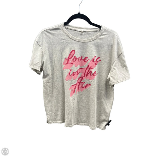 Top Short Sleeve By Maurices In Grey, Size: M