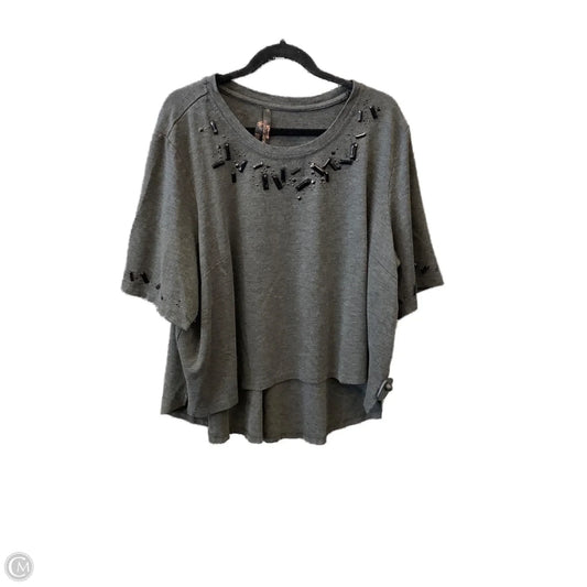 Top Short Sleeve By Melissa Mccarthy In Grey, Size: 1x