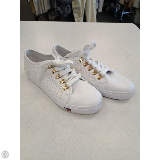 Shoes Sneakers By Tommy Hilfiger In White, Size: 7