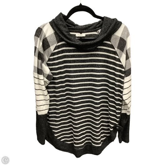 Top Long Sleeve By Maurices In Striped Pattern, Size: L