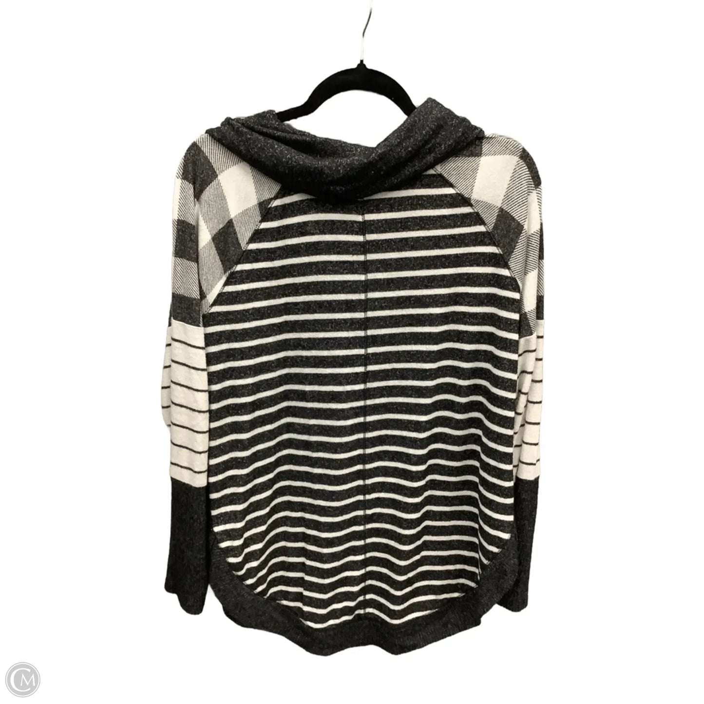 Top Long Sleeve By Maurices In Striped Pattern, Size: L