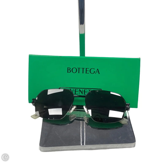 Sunglasses Luxury Designer By Bottega Veneta, Size: Large