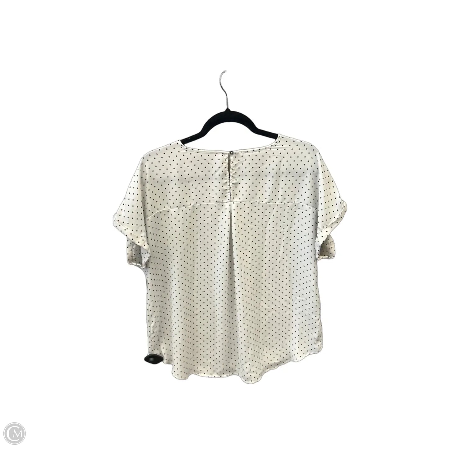 Top Short Sleeve By Maurices In Polkadot Pattern, Size: M
