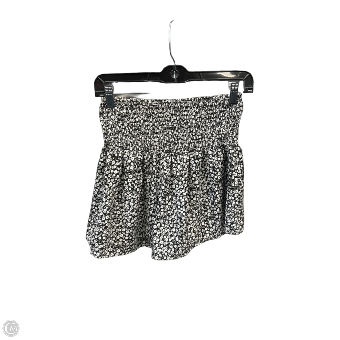 Shorts By Clothes Mentor In Black & White, Size: 4