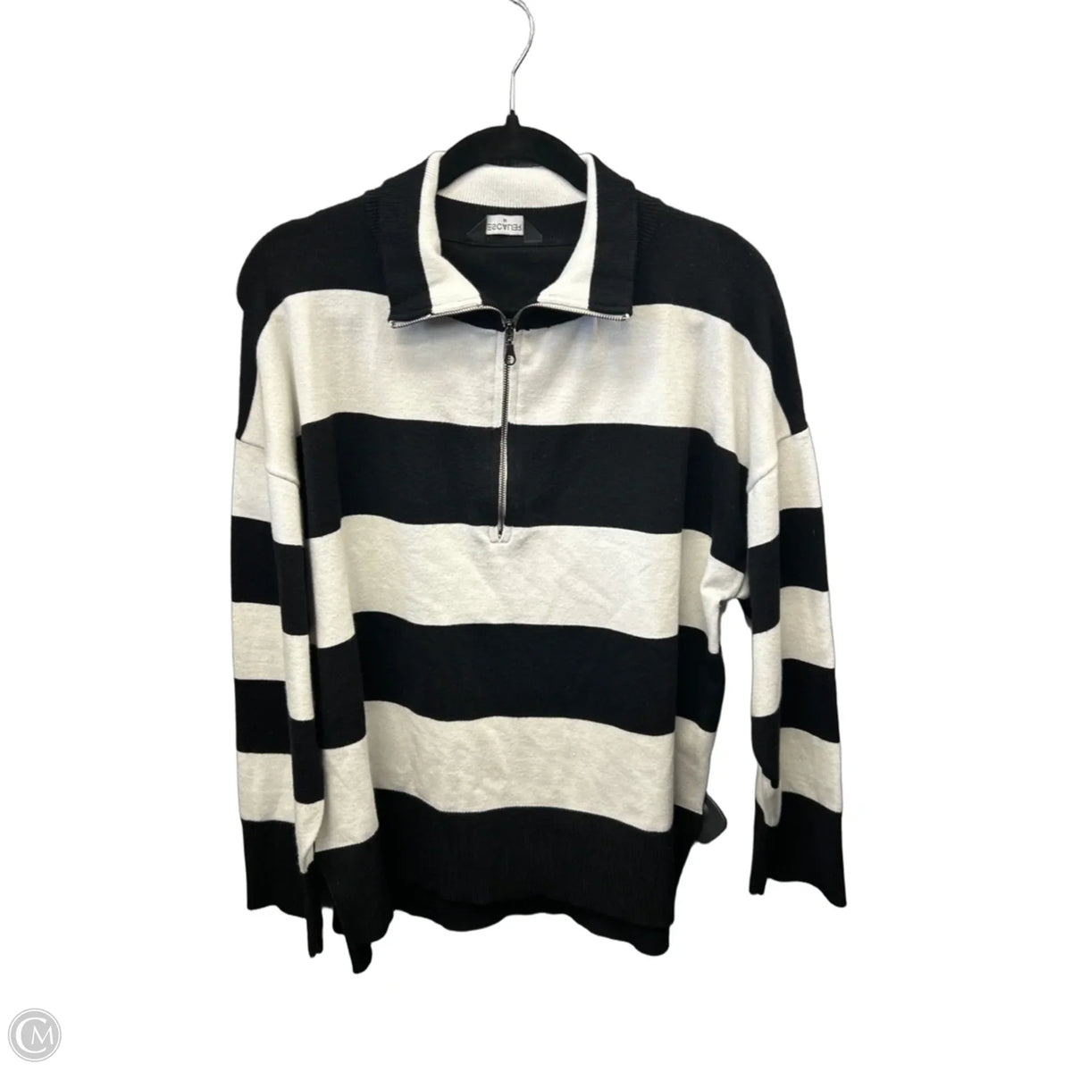 Sweater By Clothes Mentor In Striped Pattern, Size: M