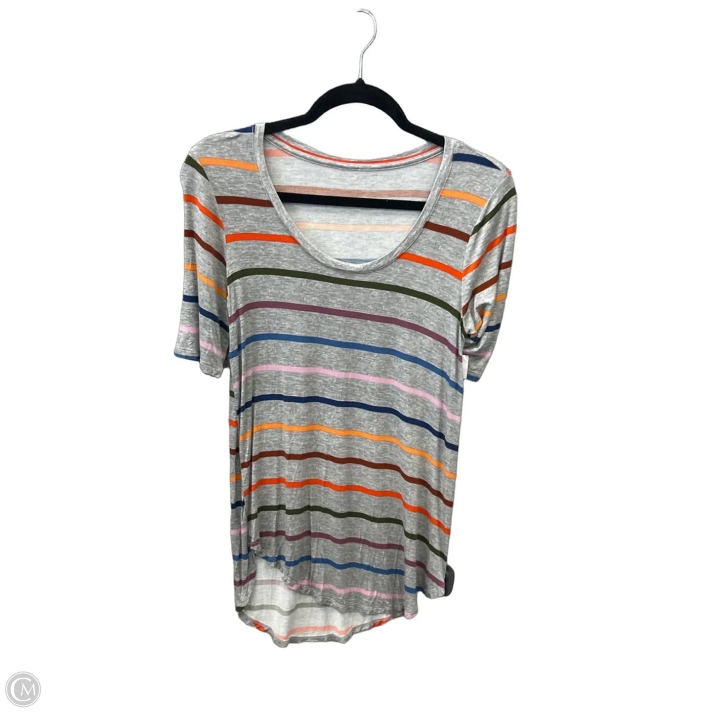 Top Short Sleeve By Maurices In Grey, Size: Xs