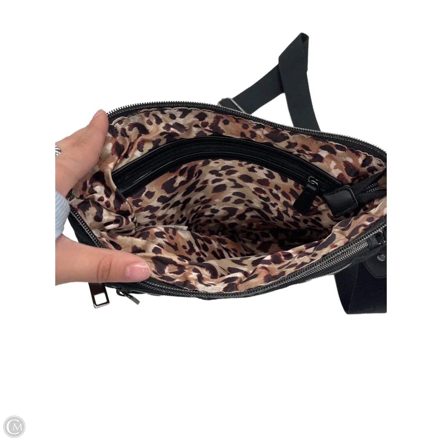 Handbag By Clothes Mentor, Size: Medium