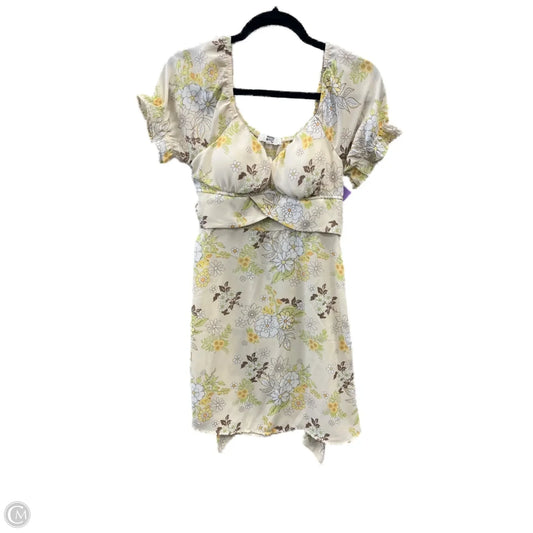 Dress Casual Short By Madden Nyc In Floral Print, Size: M