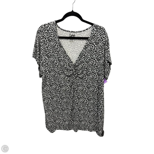 Top Short Sleeve By Lee In Animal Print, Size: 2x