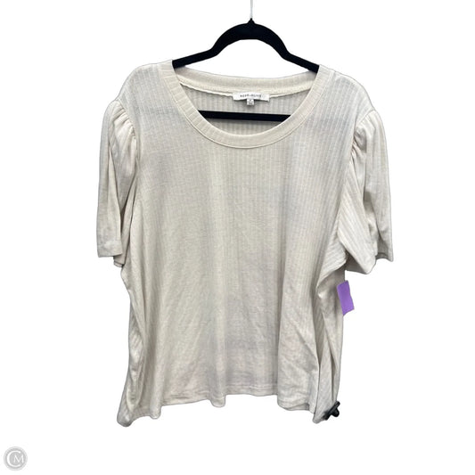 Top Short Sleeve By Rose And Olive In Beige, Size: 2x