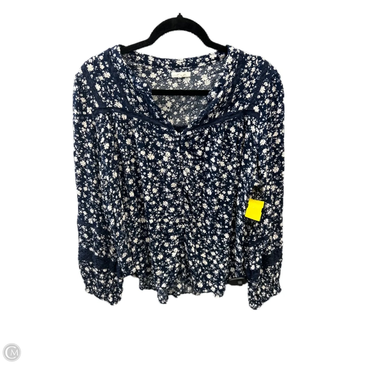 Top Long Sleeve By Maurices In Blue & White, Size: L
