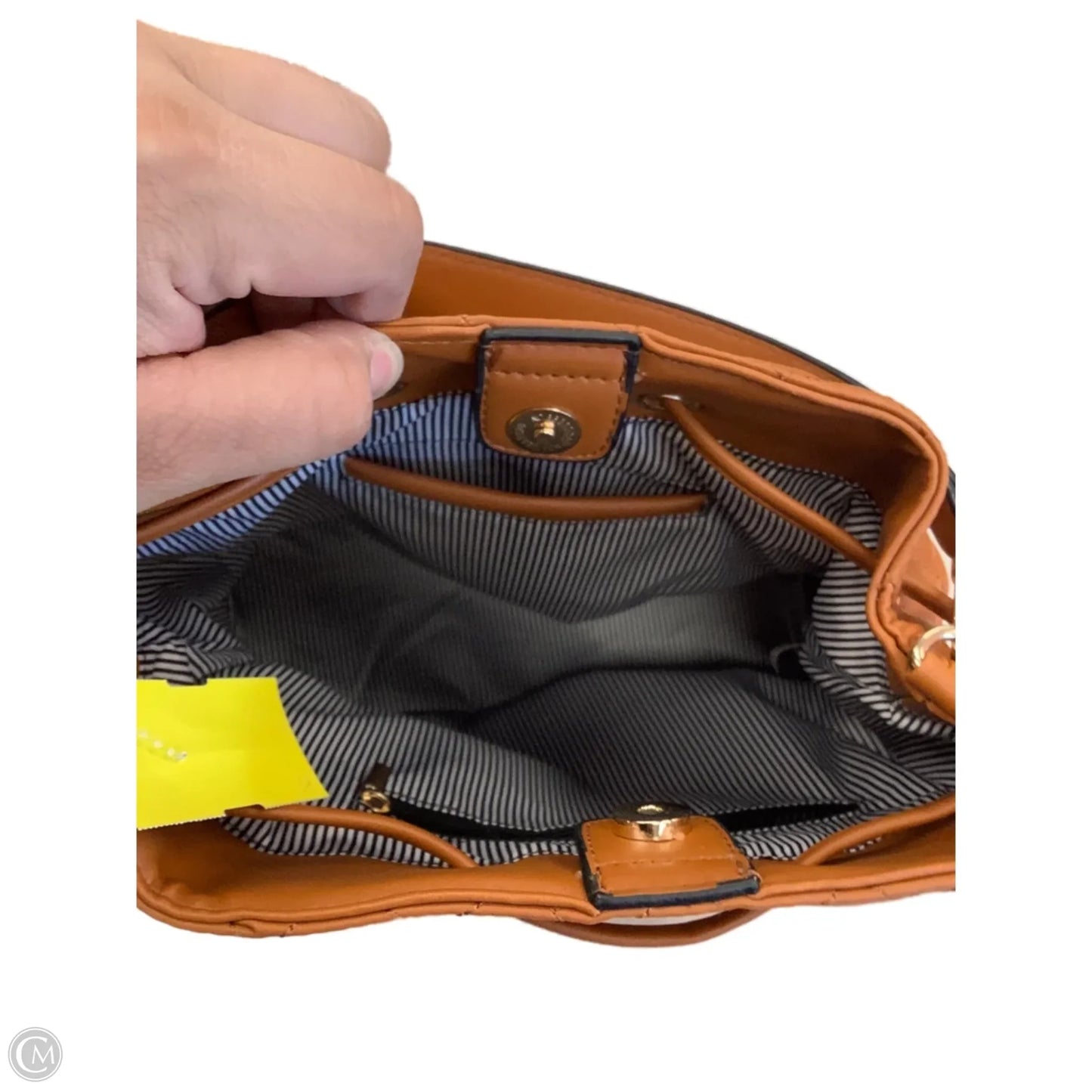 Handbag By Clothes Mentor, Size: Medium