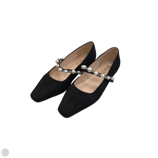 Shoes Flats By Clothes Mentor In Black, Size: 7.5
