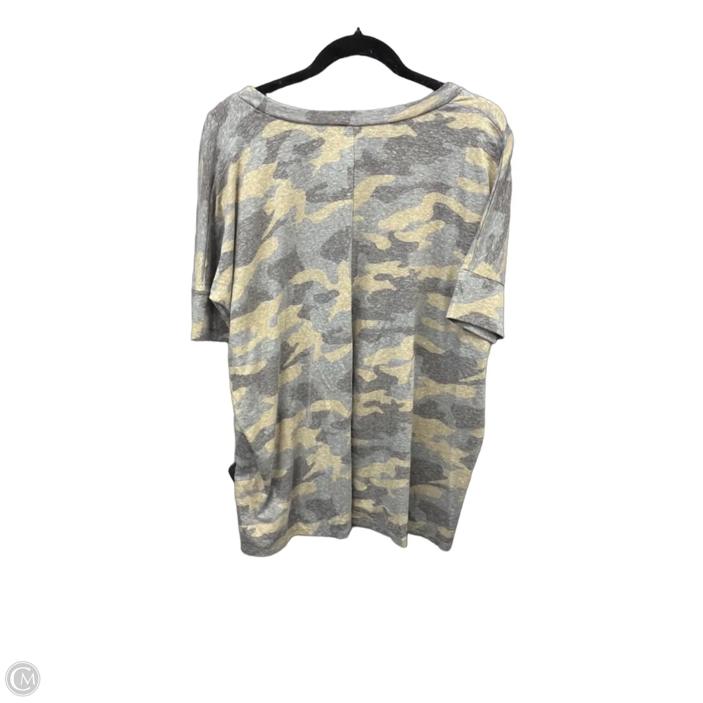 Top Short Sleeve By Rae Mode In Camouflage Print, Size: S