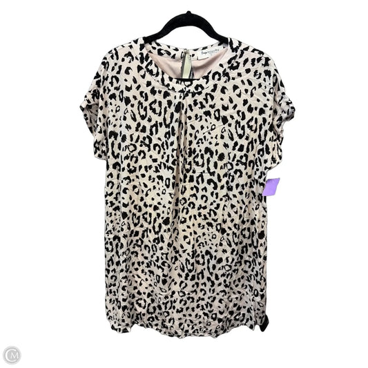 Dress Casual Short By Impressions In Pink, Size: S