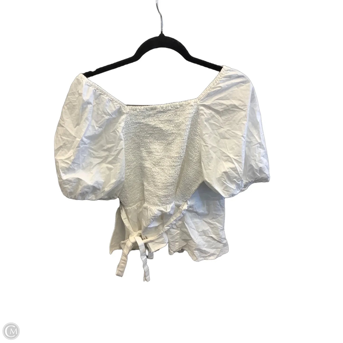 Top Short Sleeve By Old Navy In White, Size: L