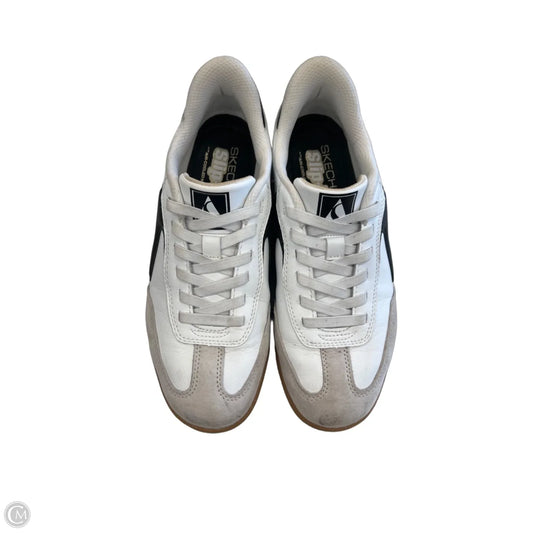 Shoes Sneakers By Skechers In White, Size: 8.5