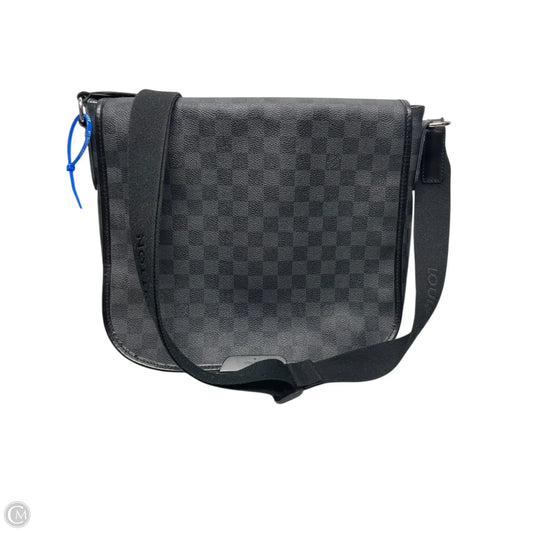 Crossbody Luxury Designer By Louis Vuitton, Size: Medium