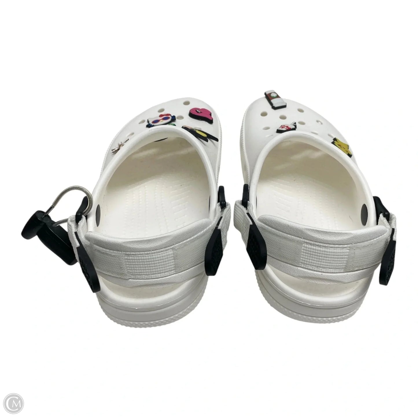 Shoes Flats By Crocs In White, Size: 5