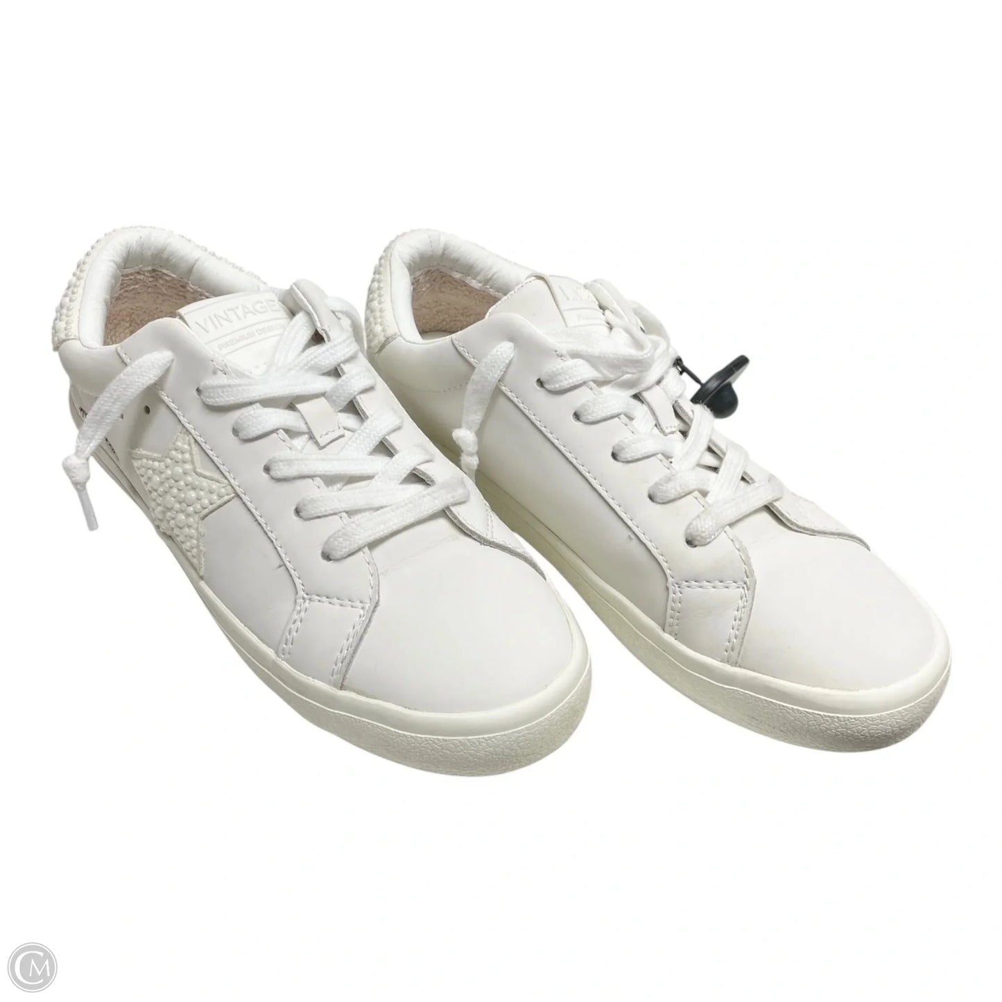 Shoes Sneakers By Vintage Havana In White, Size: 7.5