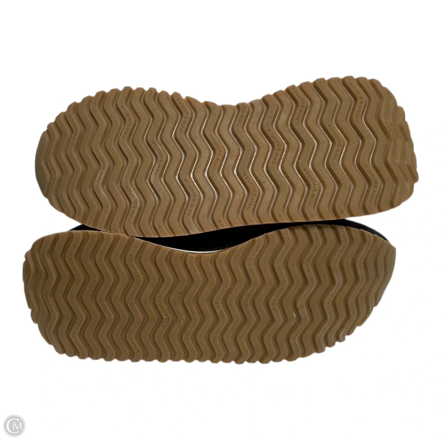 Shoes Sneakers By New Balance In Grey & White, Size: 9