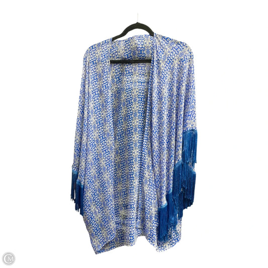 Shawl By Clothes Mentor In Blue & White