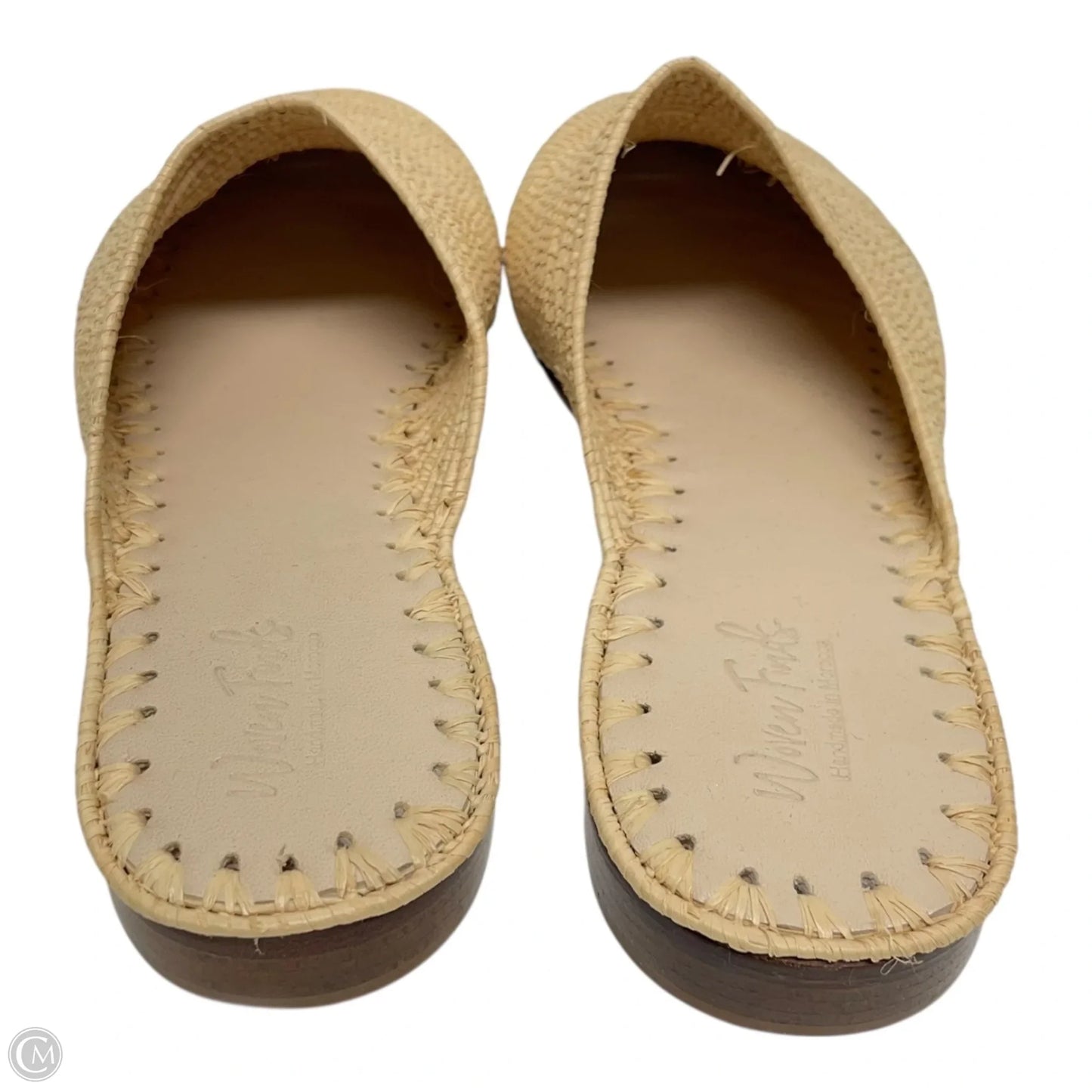 Shoes Flats By Clothes Mentor In Beige, Size: 10.5