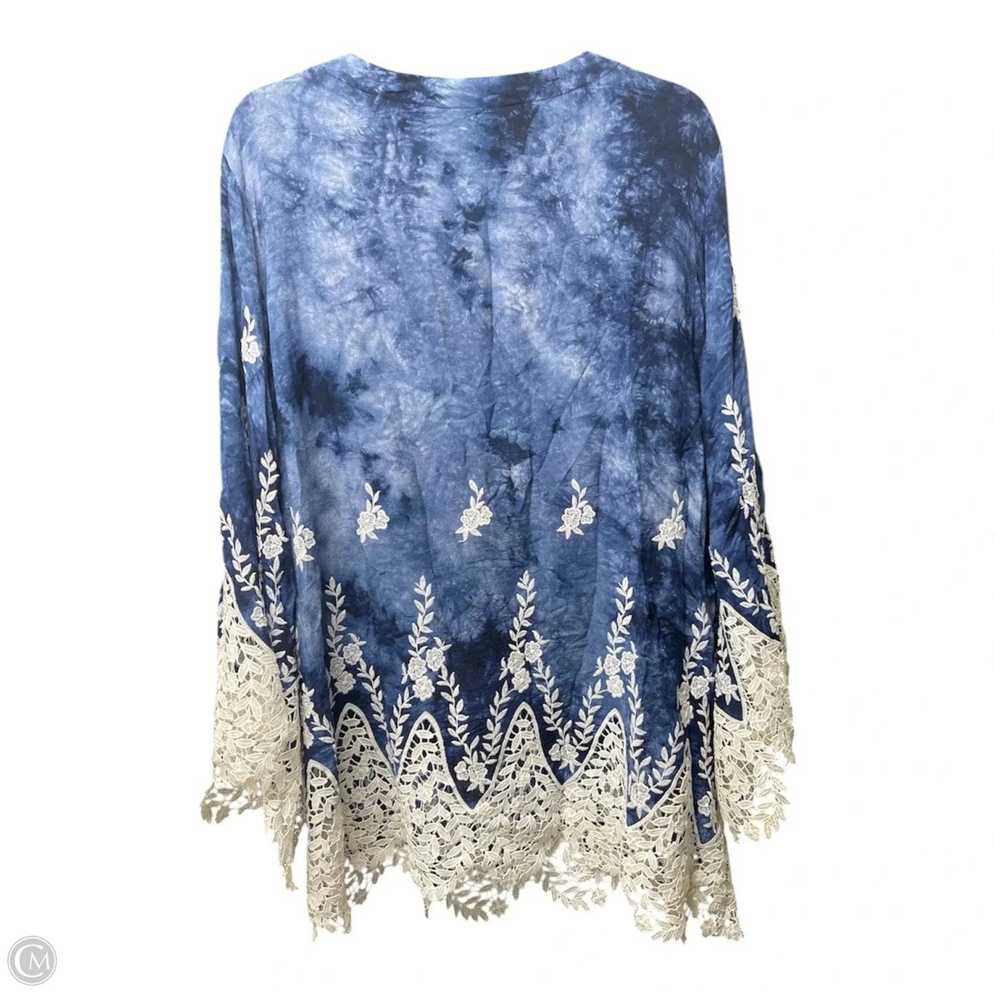 Top 3/4 Sleeve By the pyramid collectin - In Blue & White, Size: Xl