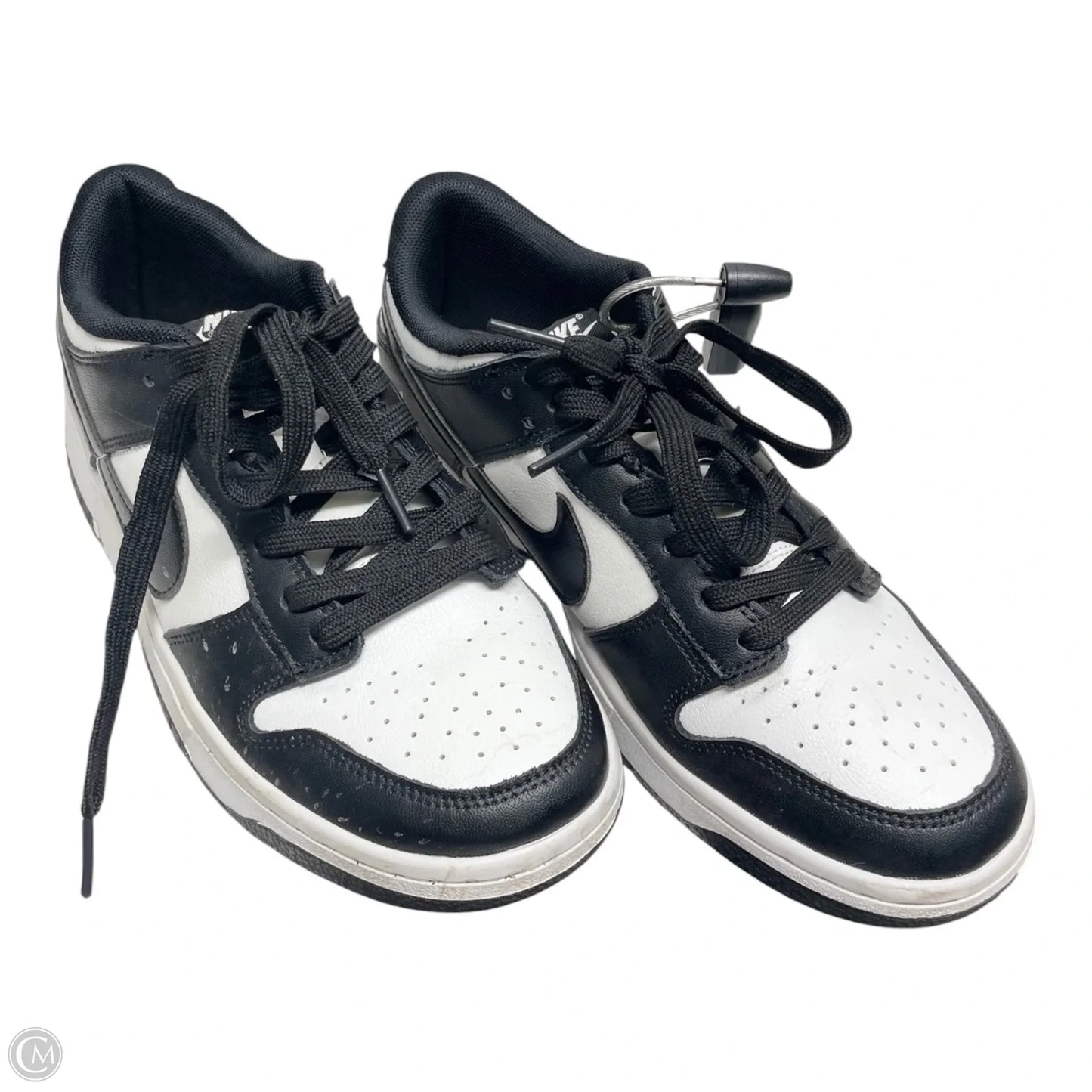 Shoes Sneakers By Nike In Black & White, Size: 8