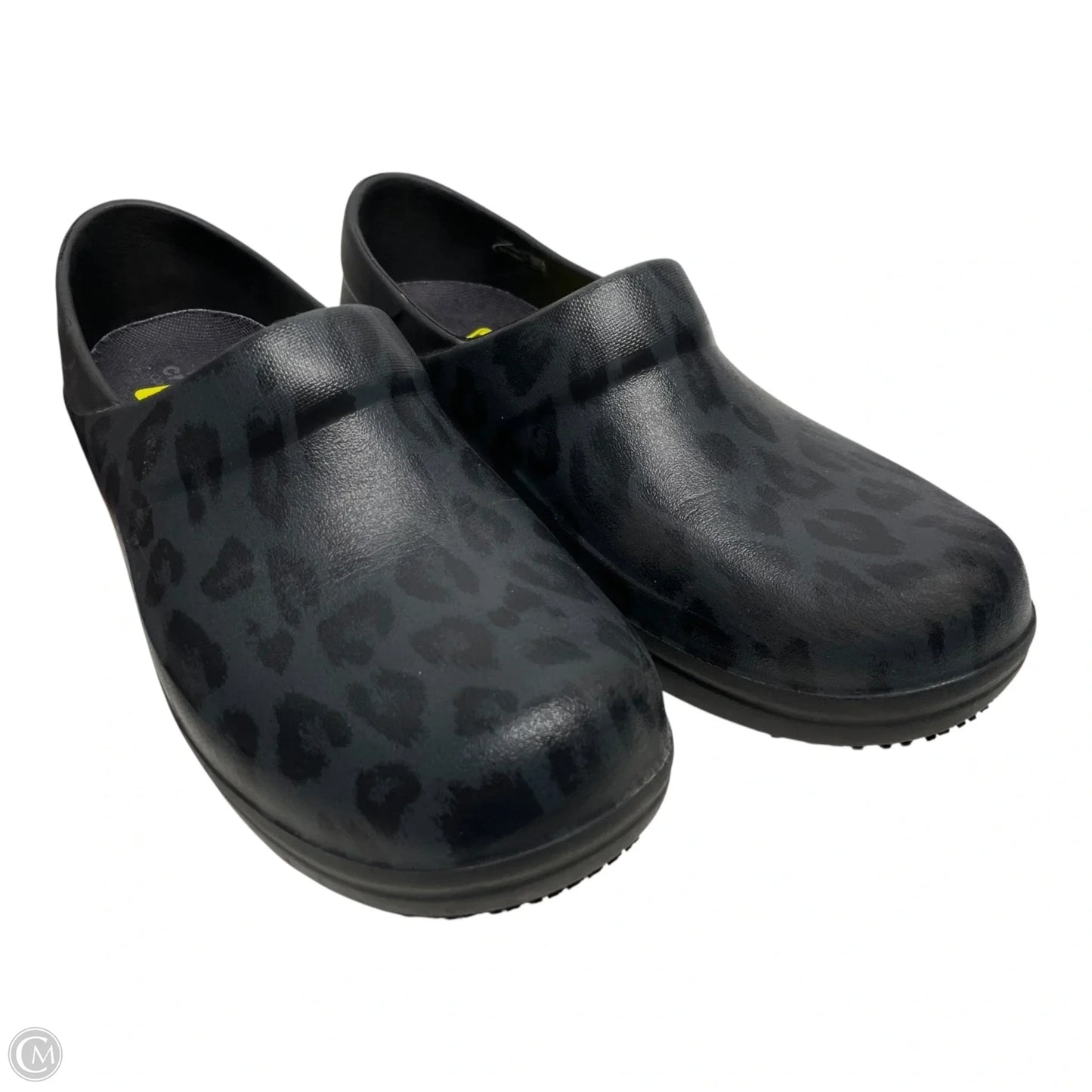 Shoes Flats By Crocs In Black, Size: 9