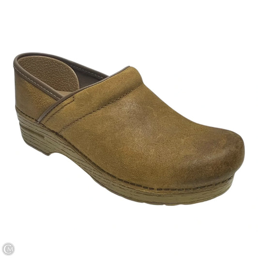 Shoes Heels Block By Dansko In Tan, Size: 7.5