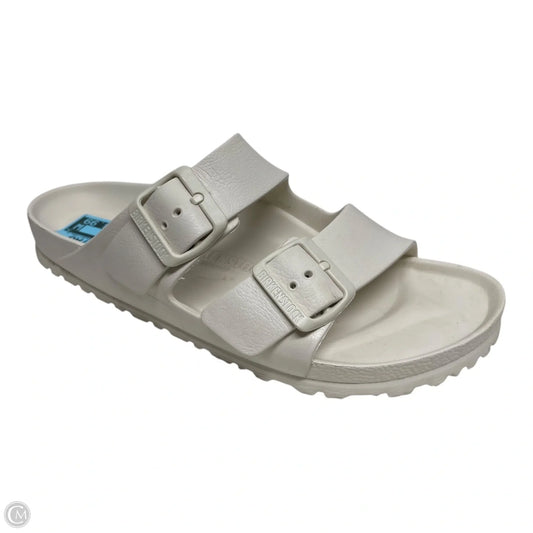 Sandals Flats By Birkenstock In White, Size: 7.5