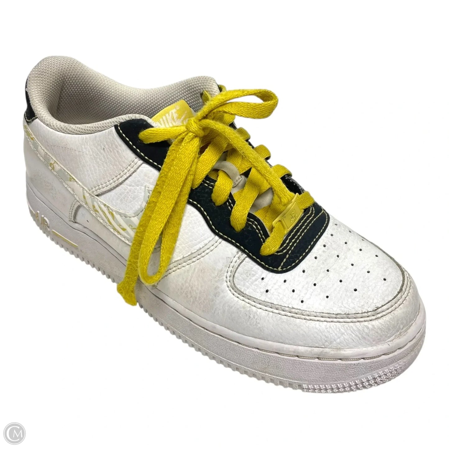 Shoes Sneakers By Nike In White & Yellow, Size: 8.5