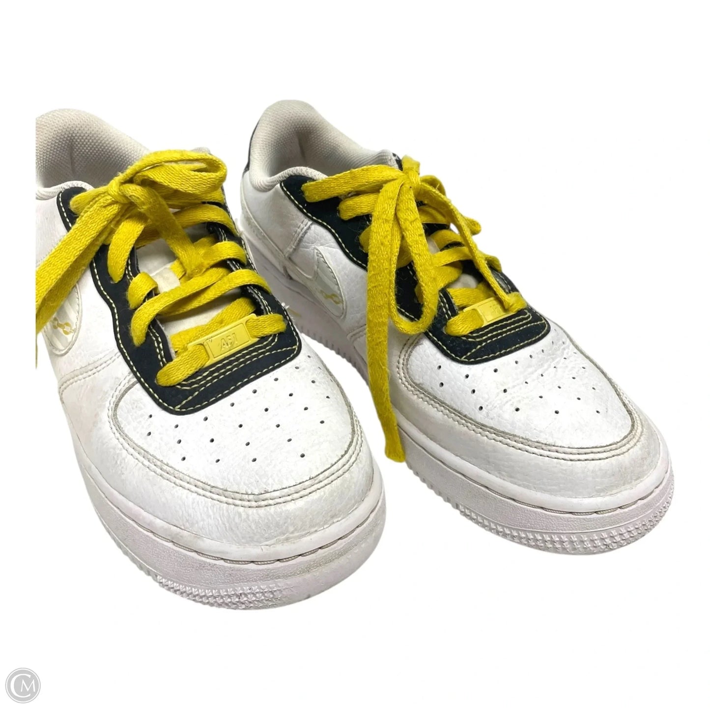 Shoes Sneakers By Nike In White & Yellow, Size: 8.5